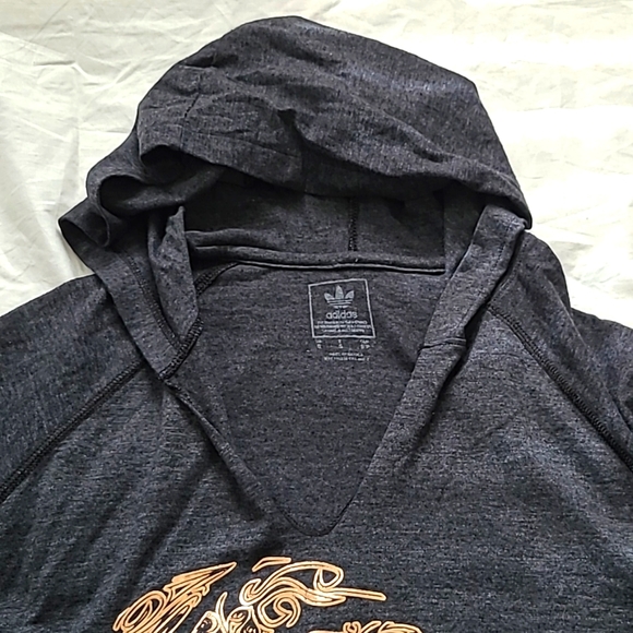 Adidas Women's Chicago Hoops Long Sleeve Hood top, Size L - Picture 2 of 9